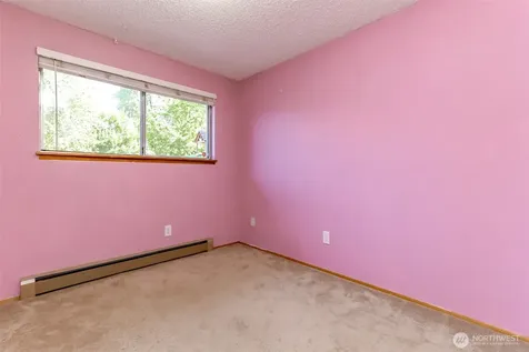 2501 64th Avenue NE Tacoma WA 98422