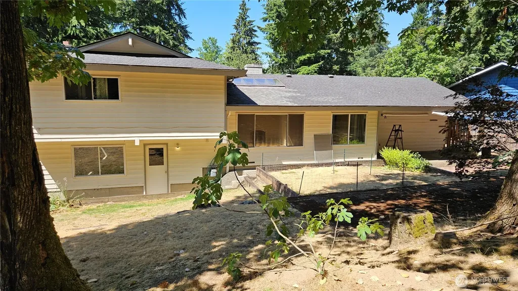 1000 151st Place NE Bellevue WA 98007