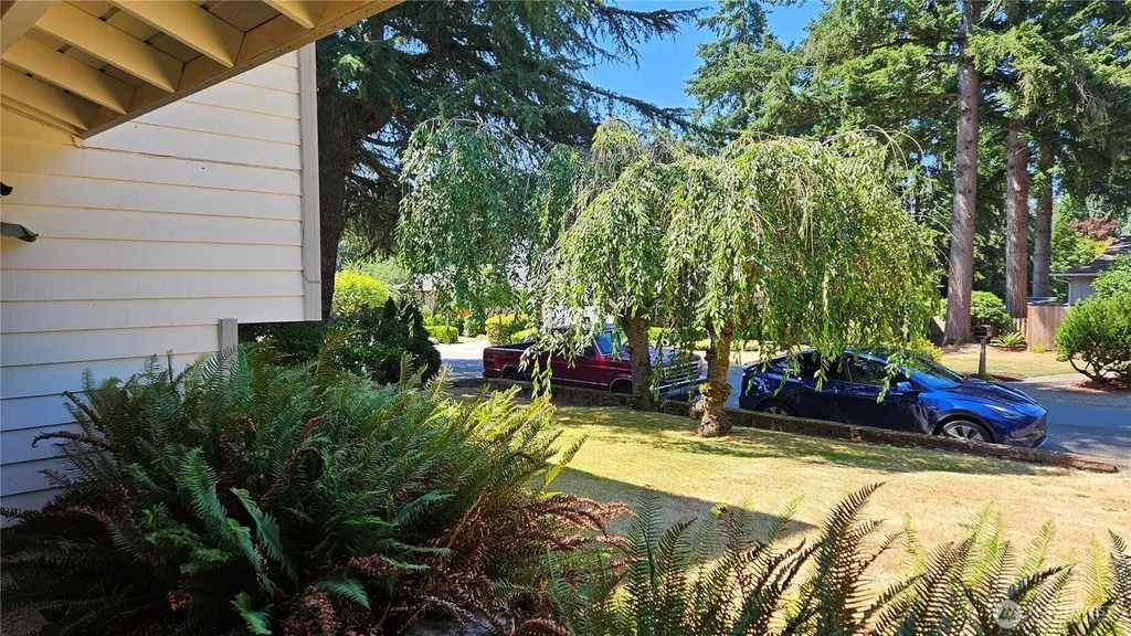 1000 151st Place NE Bellevue WA 98007