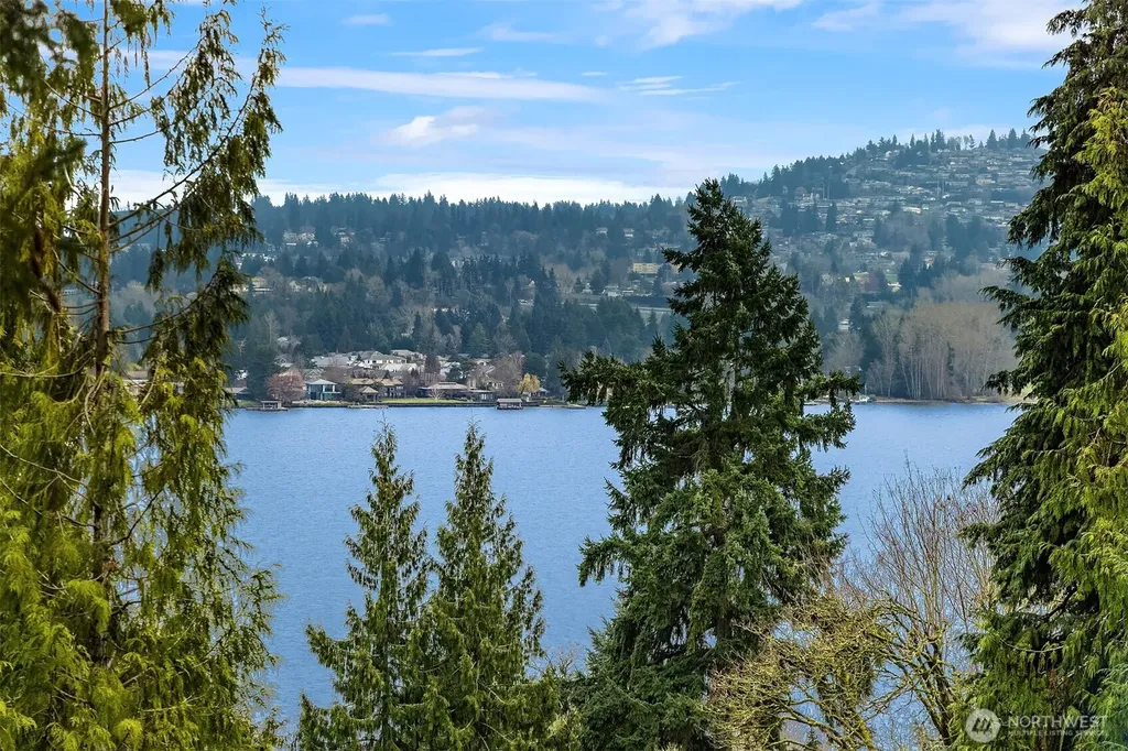 4429 E Mercer Way Mercer Island WA 98040