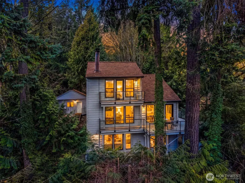4429 E Mercer Way Mercer Island WA 98040