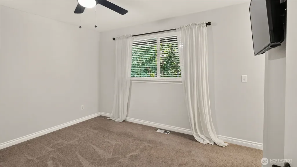 1526 49th Place SW Everett WA 98203