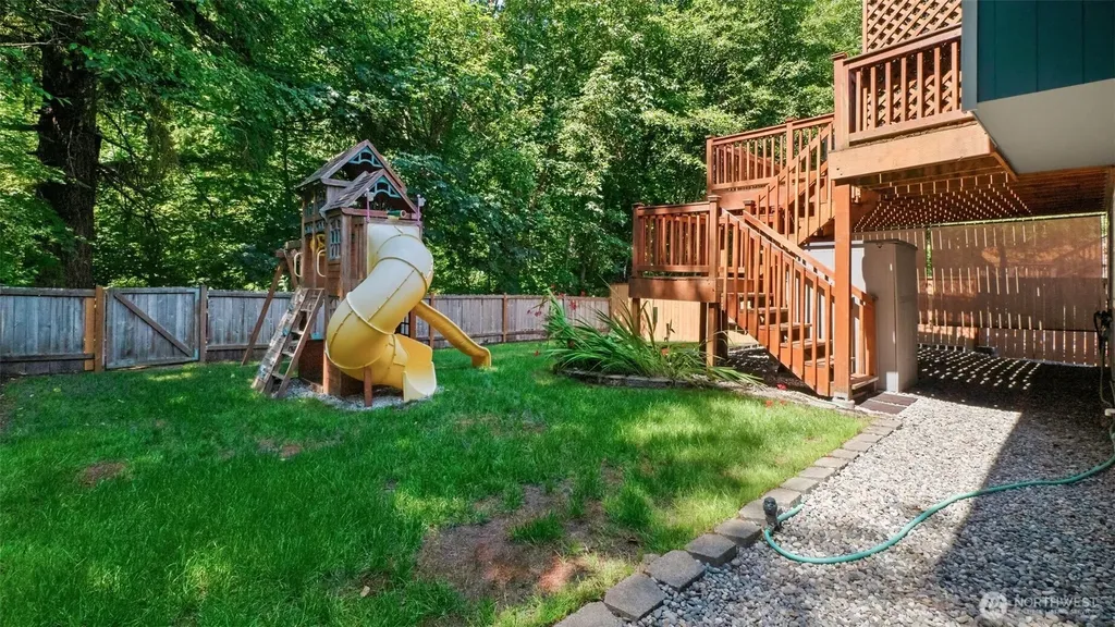 1526 49th Place SW Everett WA 98203
