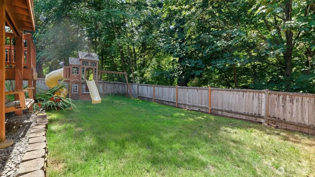 1526 49th Place SW Everett WA 98203