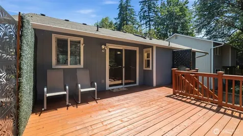 1526 49th Place SW Everett WA 98203
