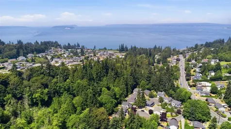 1526 49th Place SW Everett WA 98203