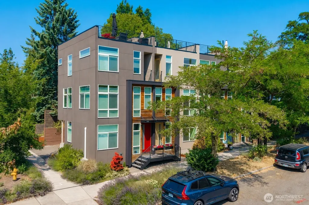 1602 E Marion Street Seattle WA 98122