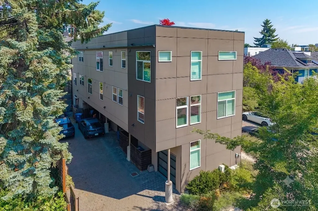 1602 E Marion Street Seattle WA 98122