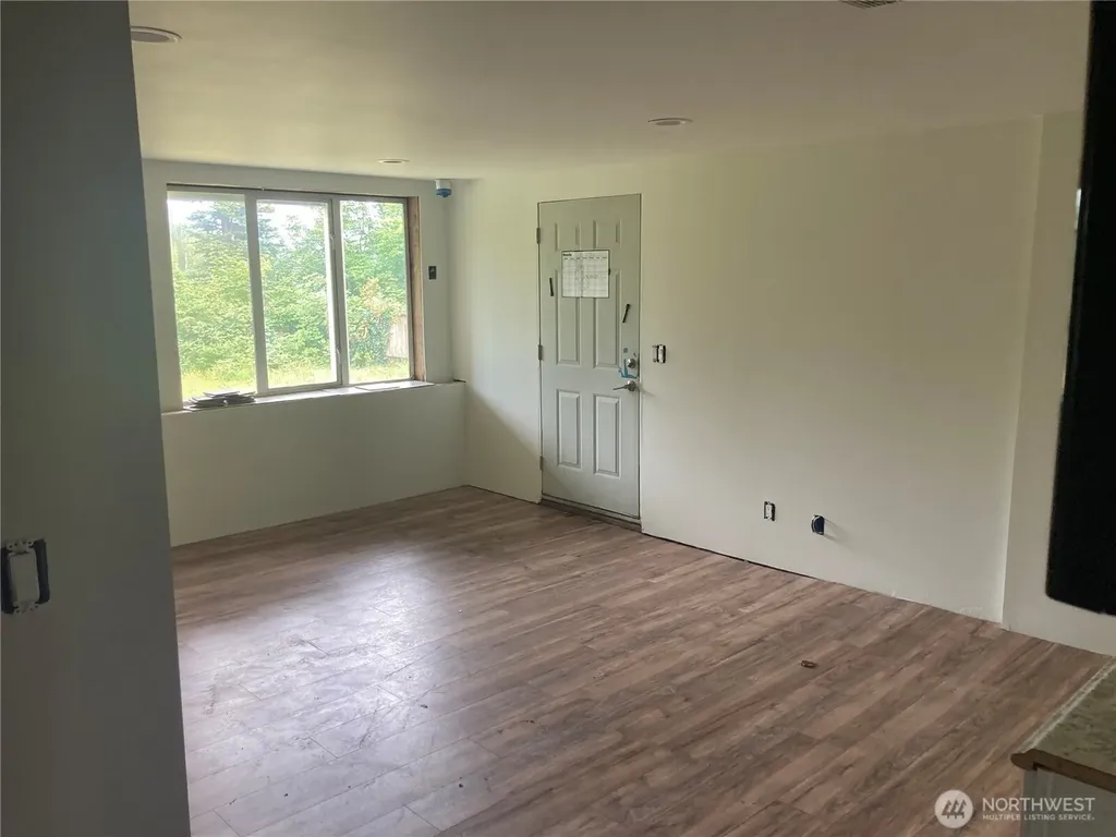 6906 55th Avenue S Seattle WA 98118