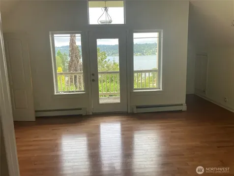 6906 55th Avenue S Seattle WA 98118
