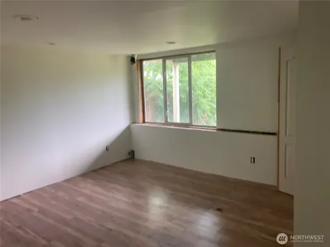 6906 55th Avenue S Seattle WA 98118