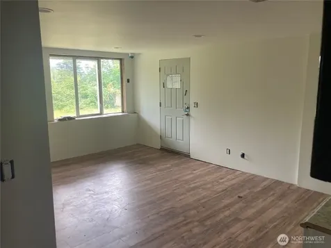6906 55th Avenue S Seattle WA 98118