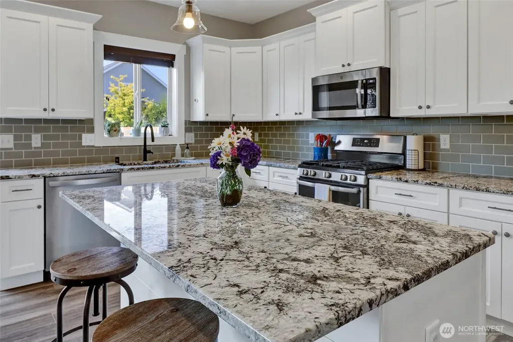 2253 Shea Street Lynden WA 98264
