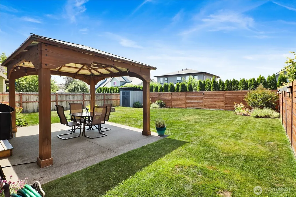 2253 Shea Street Lynden WA 98264