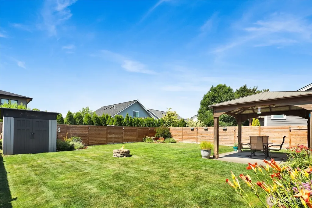 2253 Shea Street Lynden WA 98264