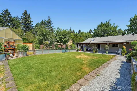 2318 20th Street SE Puyallup WA 98374
