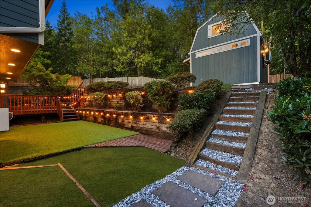 1111 S 27th Place Renton WA 98055