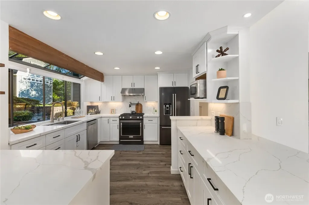 1111 S 27th Place Renton WA 98055
