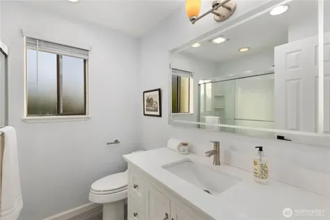 1111 S 27th Place Renton WA 98055