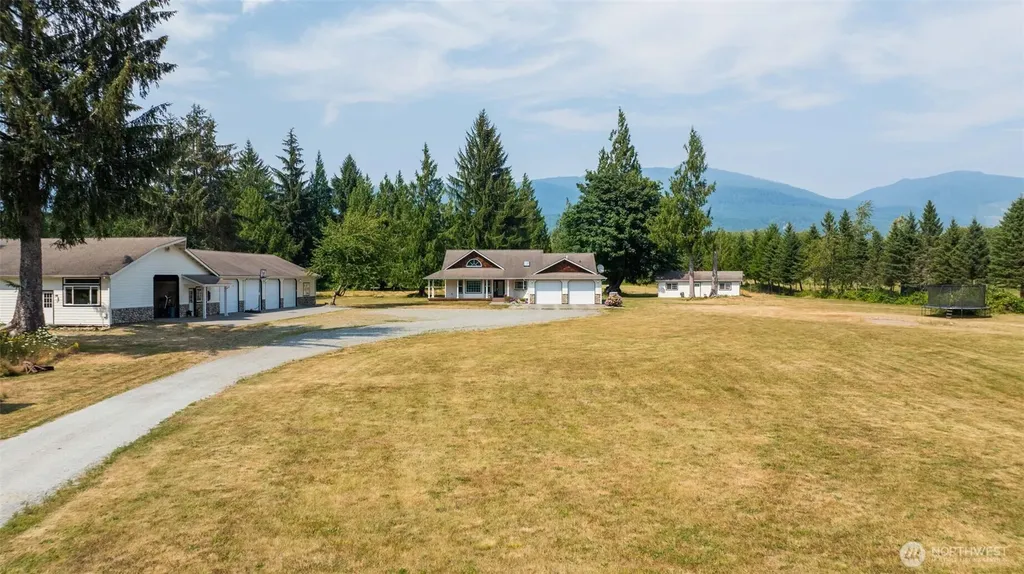 8457 Iron Mountain View Lane Concrete WA 98237
