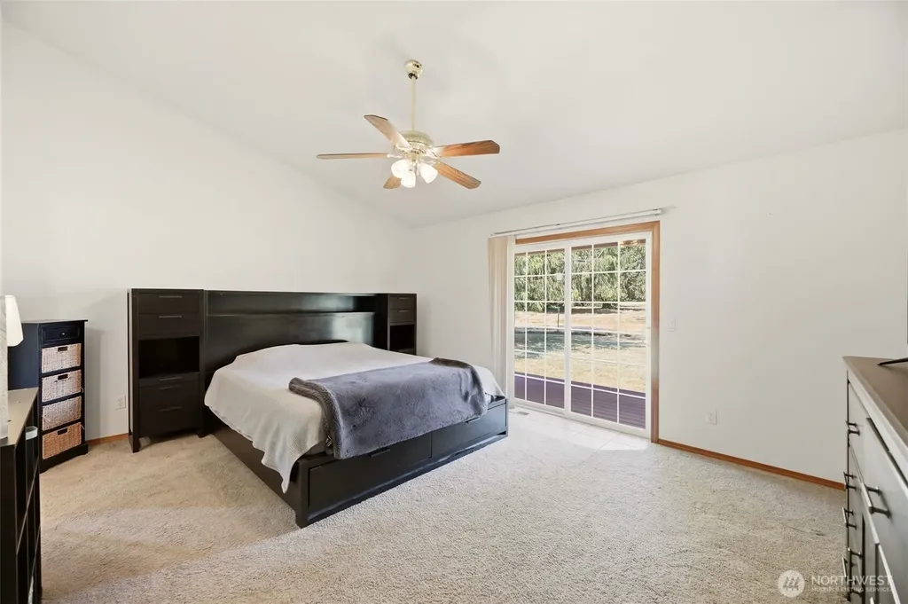 8457 Iron Mountain View Lane Concrete WA 98237