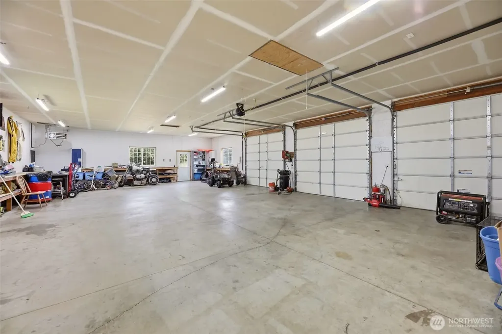 8457 Iron Mountain View Lane Concrete WA 98237