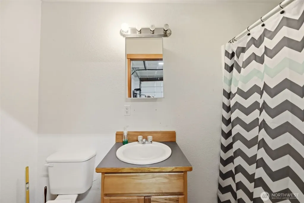 8457 Iron Mountain View Lane Concrete WA 98237