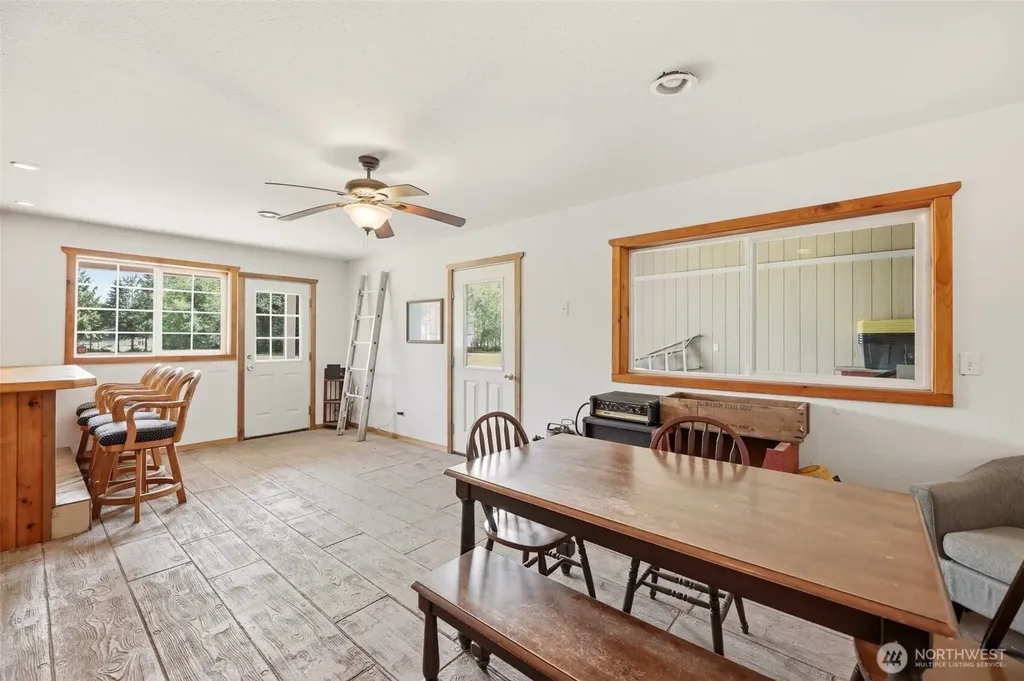 8457 Iron Mountain View Lane Concrete WA 98237
