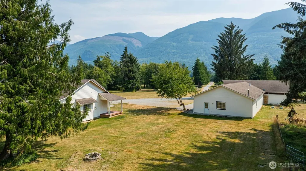 8457 Iron Mountain View Lane Concrete WA 98237