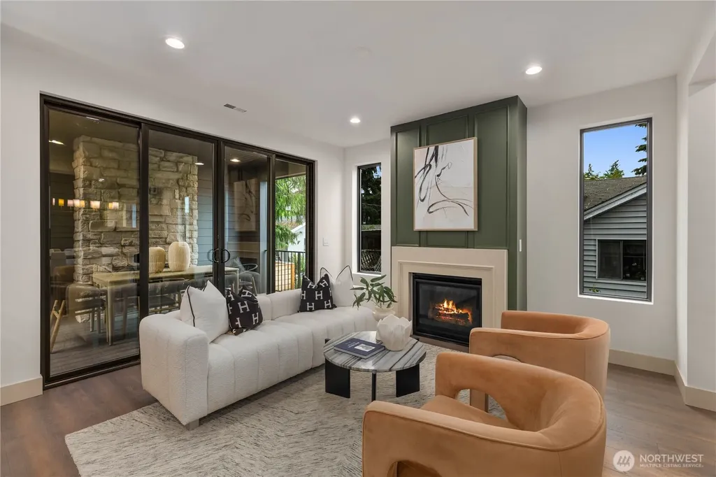 8821 Dibble Avenue NW Seattle WA 98117