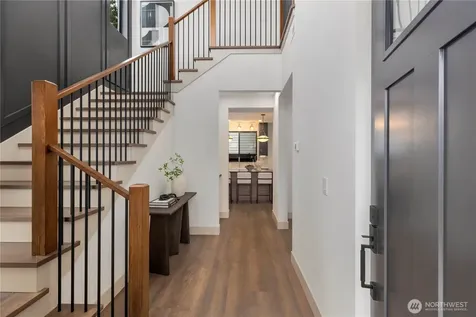 8821 Dibble Avenue NW Seattle WA 98117