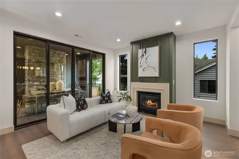 8821 Dibble Avenue NW Seattle WA 98117