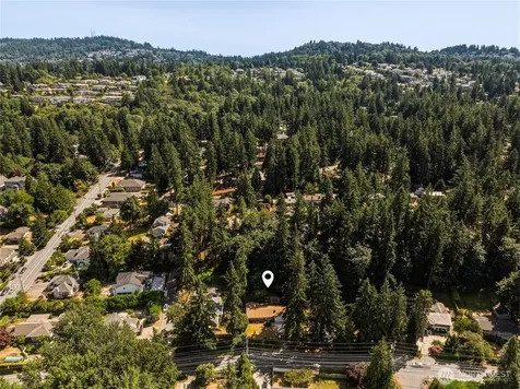 16217 SE Newport Way Bellevue WA 98006