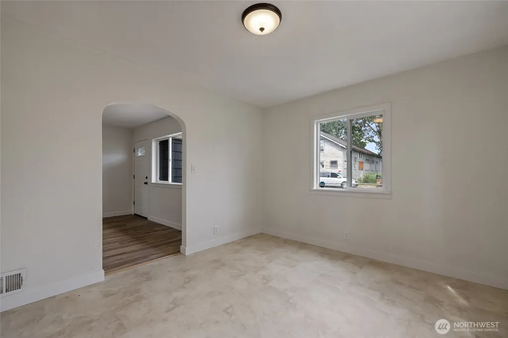 15113 SW Grant Avenue Lakewood WA 98498