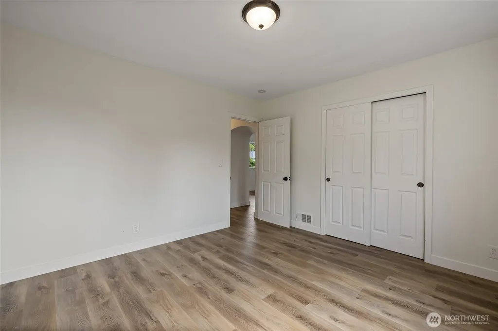 15113 SW Grant Avenue Lakewood WA 98498