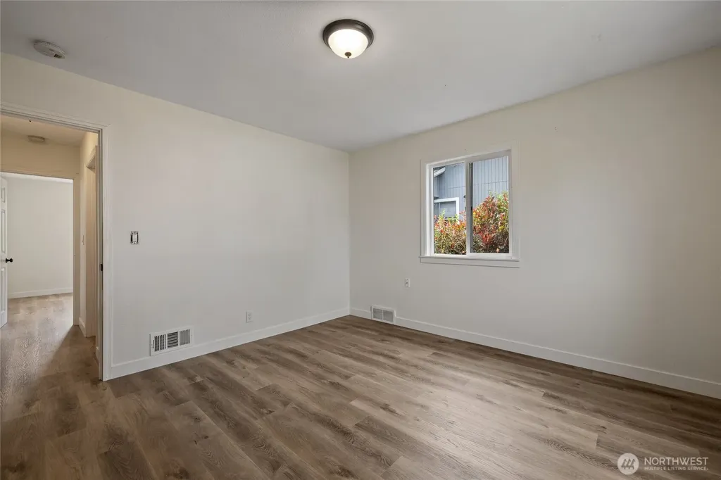 15113 SW Grant Avenue Lakewood WA 98498