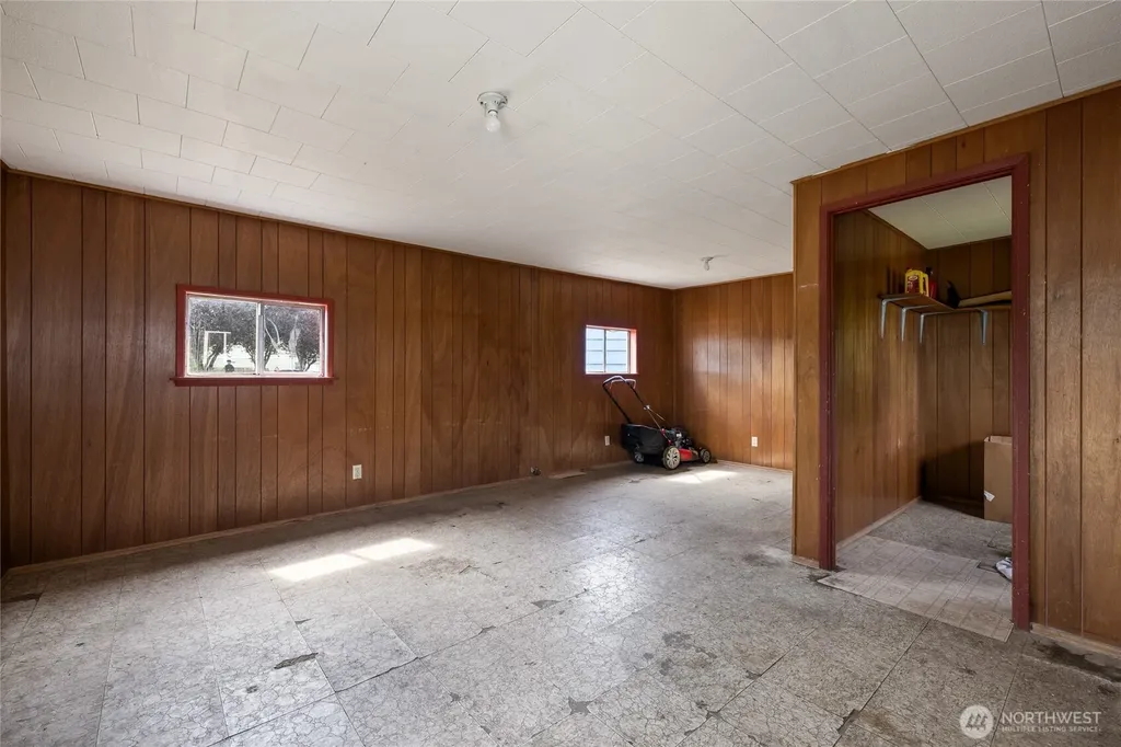 15113 SW Grant Avenue Lakewood WA 98498