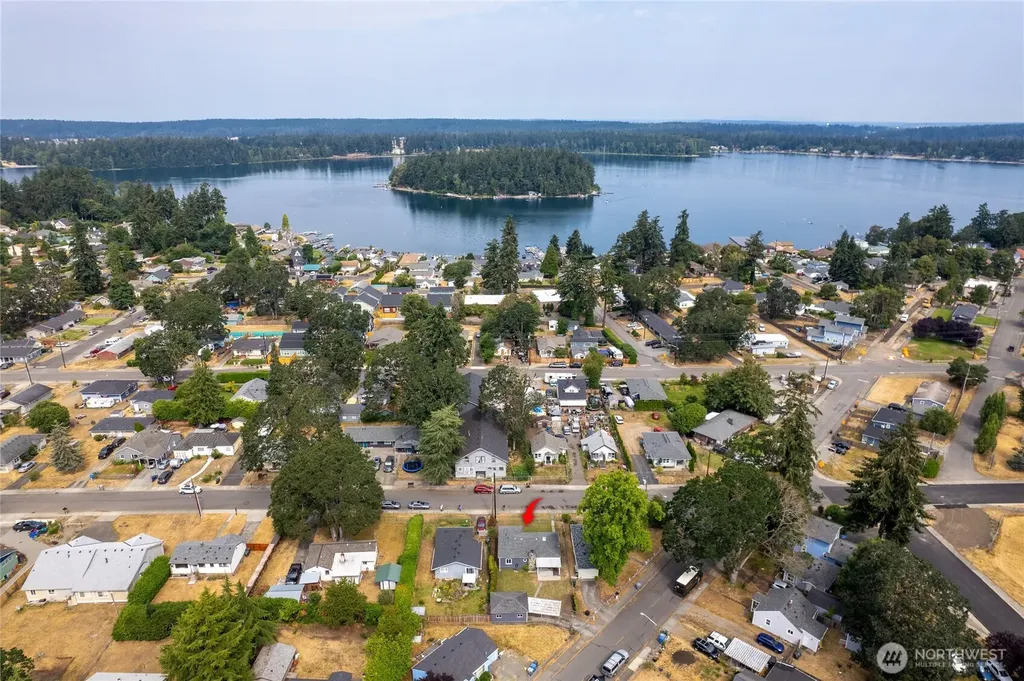 15113 SW Grant Avenue Lakewood WA 98498