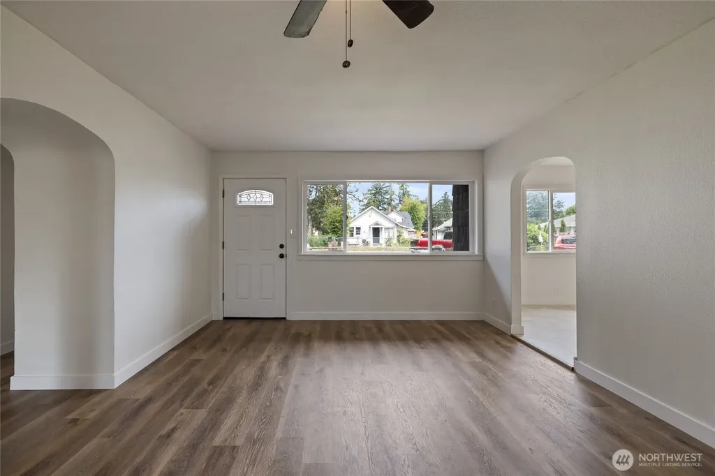15113 SW Grant Avenue Lakewood WA 98498