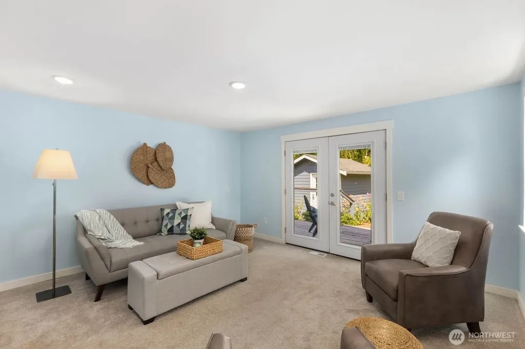 11516 8th Avenue NE Seattle WA 98125
