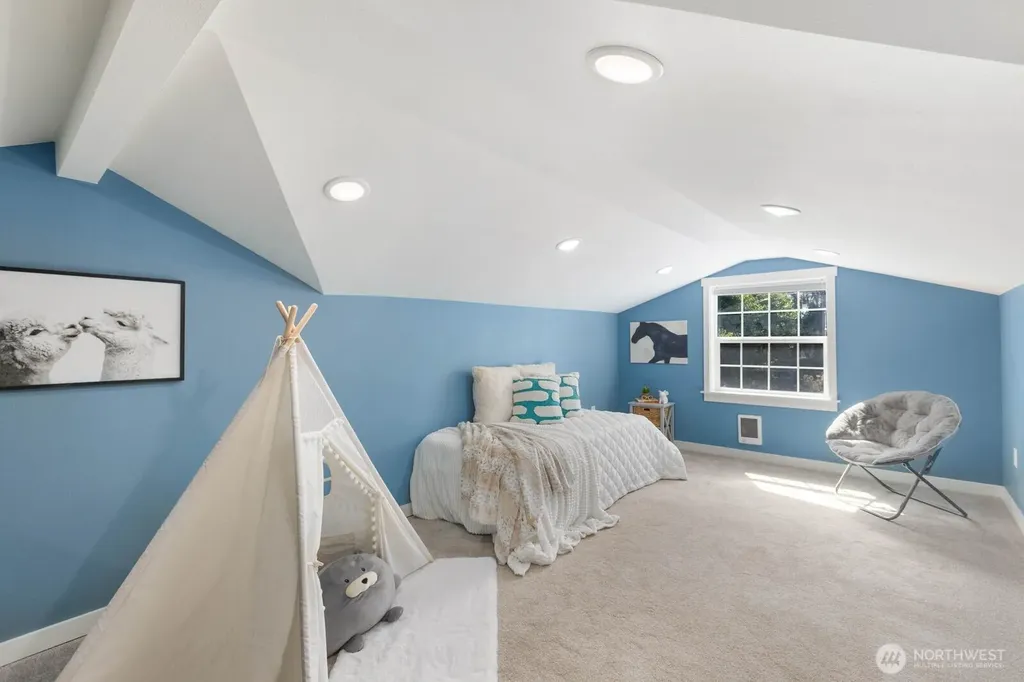 11516 8th Avenue NE Seattle WA 98125