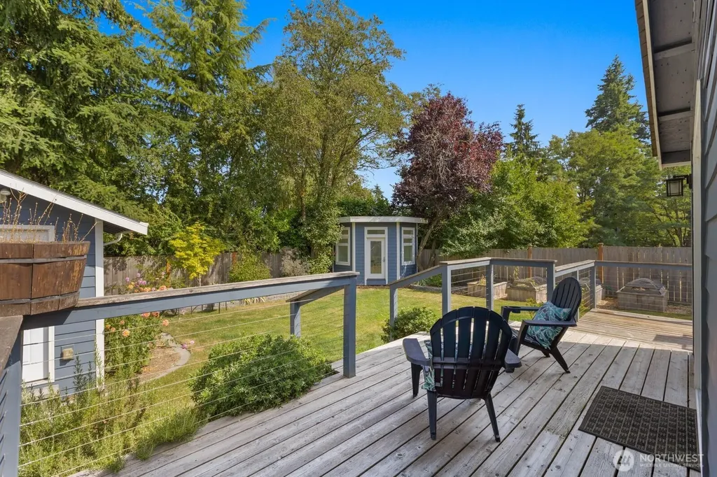 11516 8th Avenue NE Seattle WA 98125