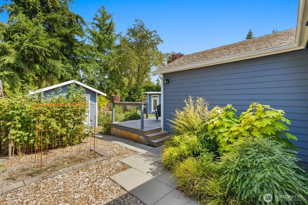 11516 8th Avenue NE Seattle WA 98125