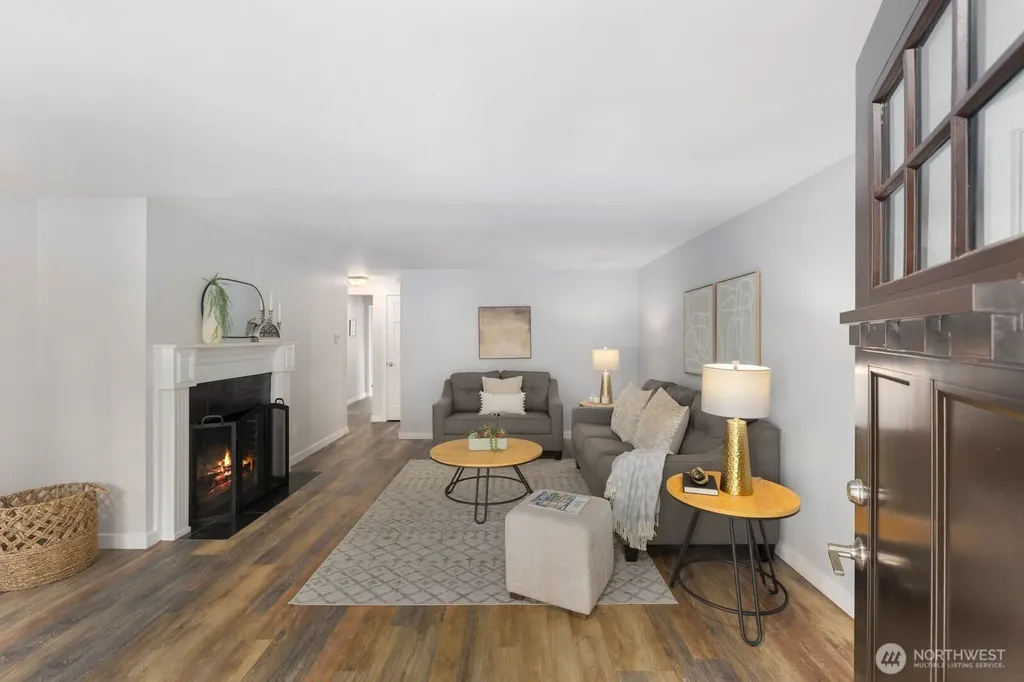 11516 8th Avenue NE Seattle WA 98125