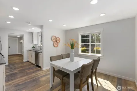 11516 8th Avenue NE Seattle WA 98125