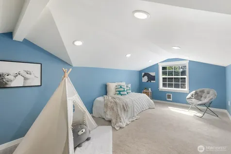 11516 8th Avenue NE Seattle WA 98125