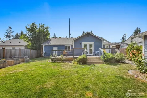 11516 8th Avenue NE Seattle WA 98125
