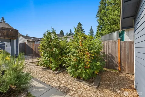 11516 8th Avenue NE Seattle WA 98125