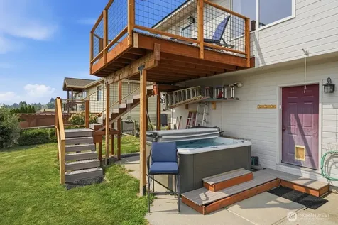 696 Green Avenue Manson WA 98831