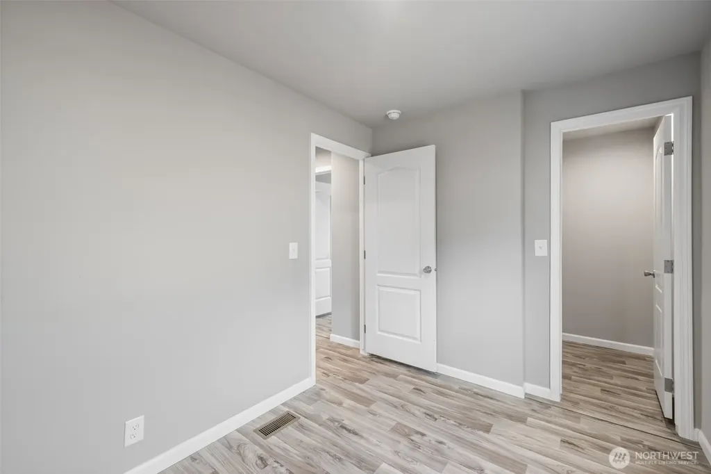 524 W Prairie Street Sequim WA 98382